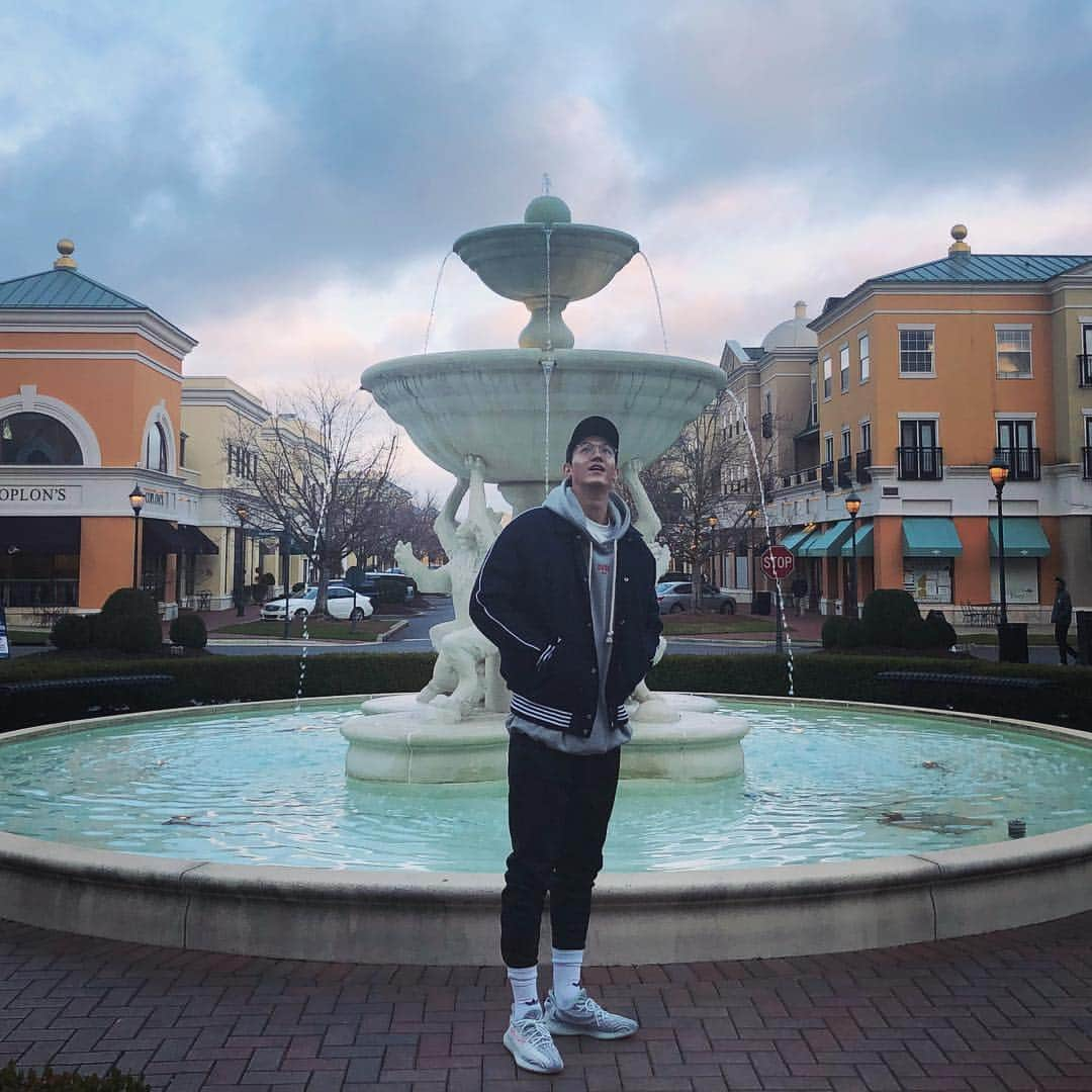 イ・ギウさんのインスタグラム写真 - (イ・ギウInstagram)「Good bye Charlotte🙋🏻‍♂️ .. .. #northcarolina #charlotte #dreamscometrue  #nbaallstar2019  #leekiwoo」2月19日 4時34分 - lee_kiwoo