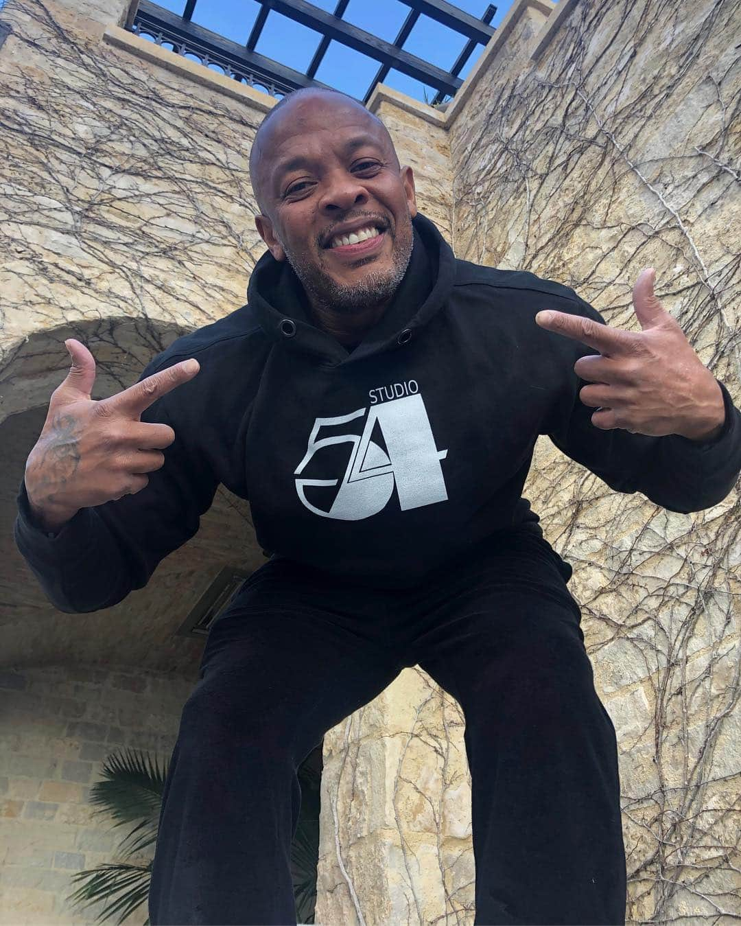 ドクター・ドレーさんのインスタグラム写真 - (ドクター・ドレーInstagram)「feeling myself today」2月19日 7時44分 - drdre