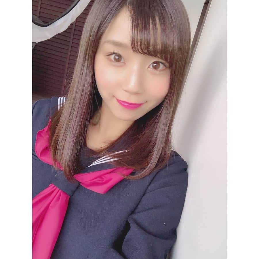 吉川千愛さんのインスタグラム写真 - (吉川千愛Instagram)「大阪ワンマンで着た セーラー服第2弾！w 赤バージョン💋 白派？赤派？ 白は前の投稿見て🌼 #LinQ #吉川千愛 #セーラー服」2月19日 14時22分 - chiaki_yo