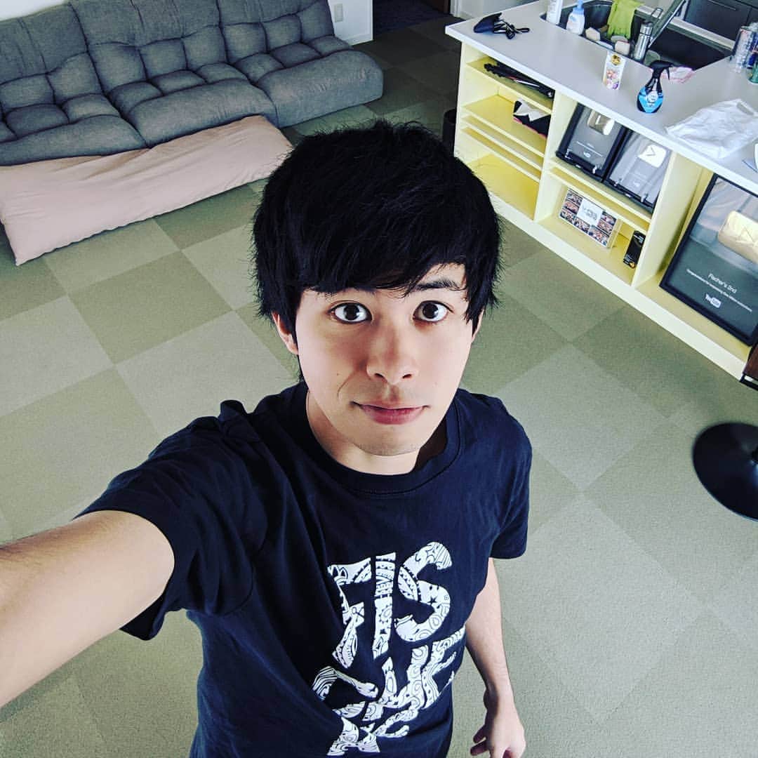 マサイのインスタグラム：「新しい部屋」