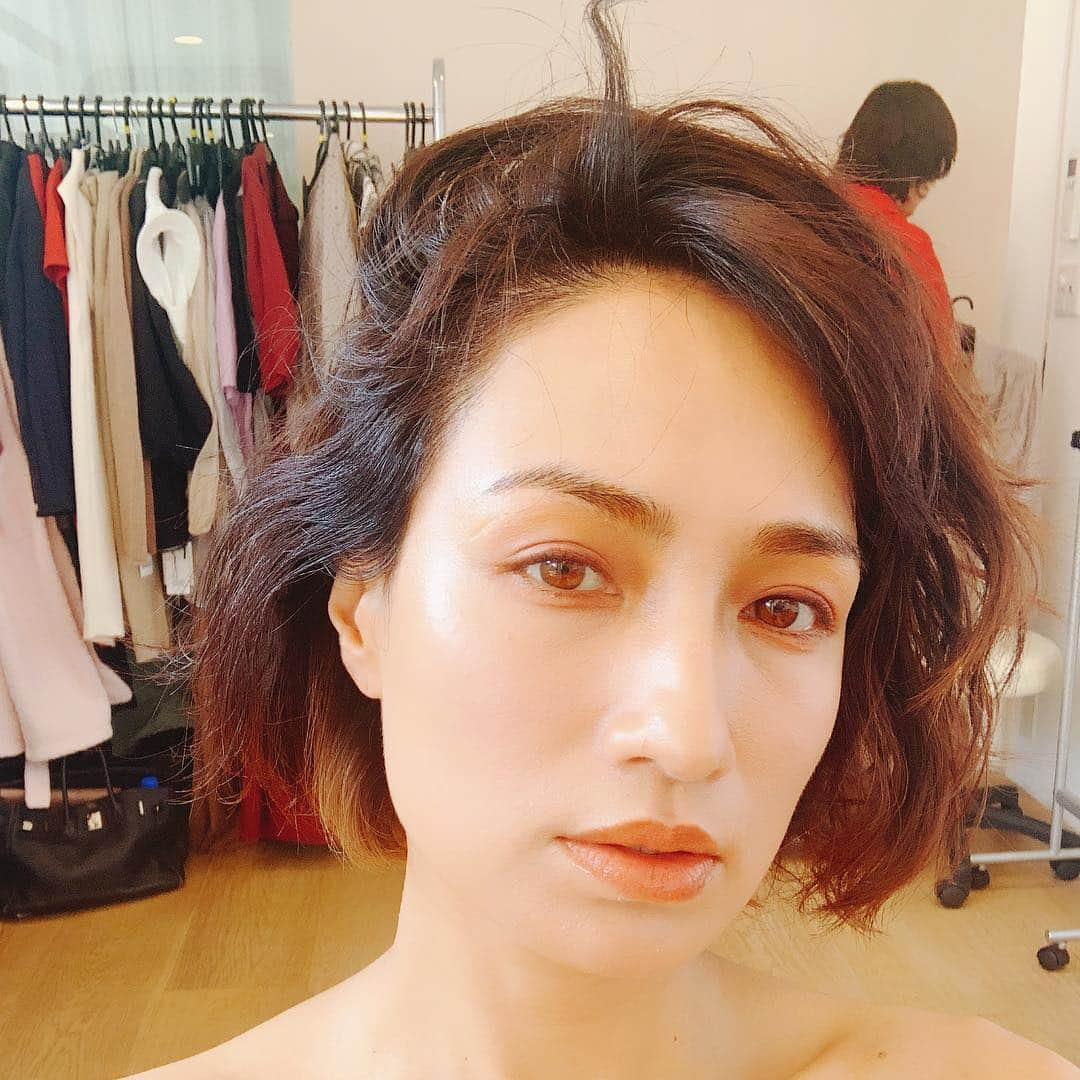 佐田真由美さんのインスタグラム写真 - (佐田真由美Instagram)「ハッピーな夏に向けて @celvoke.jp  テラコッタだってー 大好きセルヴォーク❤︎」2月20日 12時48分 - sadamayumi