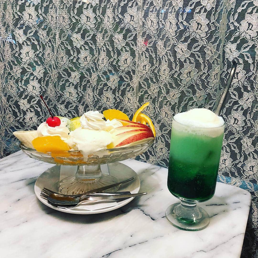 井嶋ナギのグルメインスタ