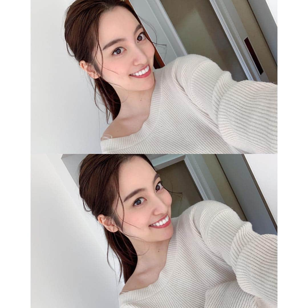 鍋谷真子さんのインスタグラム写真 - (鍋谷真子Instagram)「ヘアメイクさんにメイクしてもらった時は 嬉しいから撮り納めたくなる。🧷♡ 肩から服の紐でてる。🧵 #下着の紐じゃないよ #shooting #撮影 #selfie #📸 #hairmake #ポニーテール #🐴 #最近はアップ率高め 🤣」2月20日 18時41分 - jj_mako