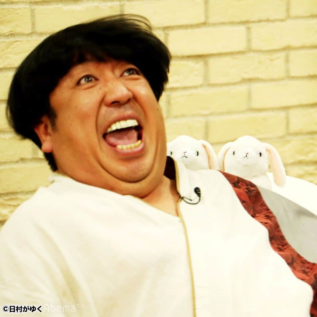 のインスタグラム：「#リアクション芸 の未来が垣間見えたような気がします。 昨日の放送はAbemaビデオでご覧下さい。  #日村がゆく #バナナマン #日村勇紀 #ガダルカナルタカ #ラッシャー板前 #たけし軍団 #三四郎 #小宮浩信 #三四郎小宮 #abematv #アベマ」