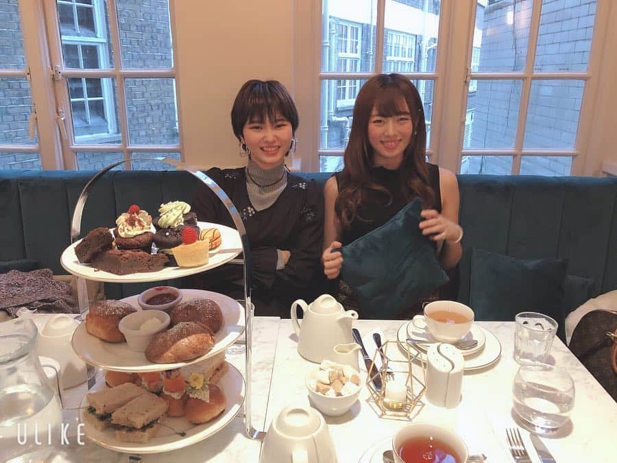 寺坂真里奈さんのインスタグラム写真 - (寺坂真里奈Instagram)「⑅ ⑅ ほーんとに楽しかったのが伝わってくる写真たち😶❤︎ ⑅ #ロンドン #アフタヌーンティー #f4f #l4l #instalike #shotting #instagood #girl #obirin #fashion #bff #afternoontea #travel #大学生 #ミスコン #ミス桜美林 #グランプリ #寺坂真里奈 #桜美林 #海外旅行 #ミスオブミス #メイク #ヘア #コスメ #サロンモデル #いいね返し #今日のコーデ #彼女たちとデートなうに使っていいよ #演劇 #研修」2月21日 18時21分 - marina_terasaka