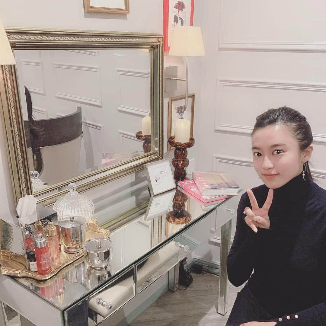 小島瑠璃子さんのインスタグラム写真 - (小島瑠璃子Instagram)「💄 HAABでキャビテーション✨ むくみとれるのに痛くなくて ポカポカあったかくて マッサージしてくれる😭 お姉さんかわいい。。💕」2月21日 15時04分 - ruriko_kojima