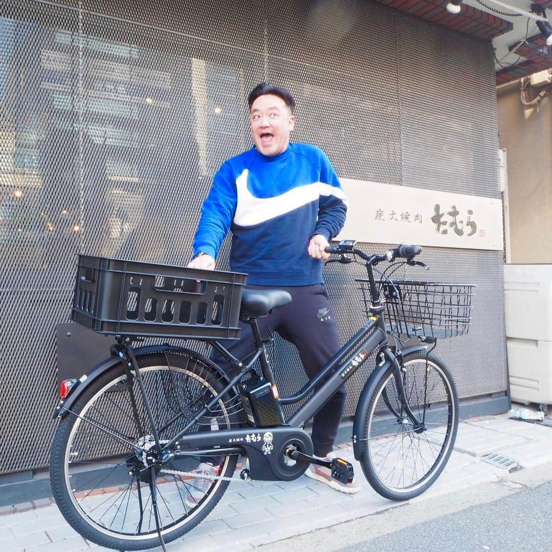 たむらけんじさんのインスタグラム写真 - (たむらけんじInstagram)「ダイワサイクルさんに炭火焼肉たむらオリジナル自転車を作っていただきました！！！ この自転車で新しい炭火焼肉たむらを始めます！！！ お楽しみに！！！ #たむけん #グルメ #間も無く発表」2月21日 23時43分 - tamuradojou