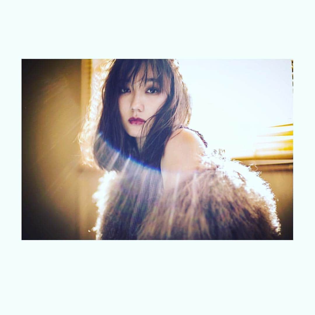 俳優ファンアカウントのインスタグラム：「鈴木友菜ちゃんノンノ卒業おめでとう❤️ #nonno #nonno_magazine #instagood #鈴木友菜 #卒業 #おめでとう#かわいい#モデル」
