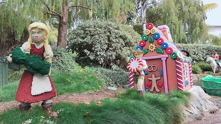 時田愛梨さんのインスタグラム写真 - (時田愛梨Instagram)「LEGO LAND sandiego  #Legoland #sandiego #fun #colorful #block #firstvisit #picture #spot #exciting #great #beautiful  #レゴランド #ブロック #むしろ #芸術 #大人も #全然楽しめる #写真 #撮りまくりすぎた #結果 #500枚 #以上」2月22日 8時35分 - eri_tokita