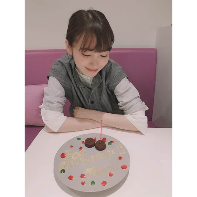 玉城ティナさんのインスタグラム写真 - (玉城ティナInstagram)「@marie_iitoyo 🌱🎂😙 #遅れたバースデー #いい一年になりますよに #数少ないタメ友達 #えへへ」2月22日 10時47分 - tinapouty