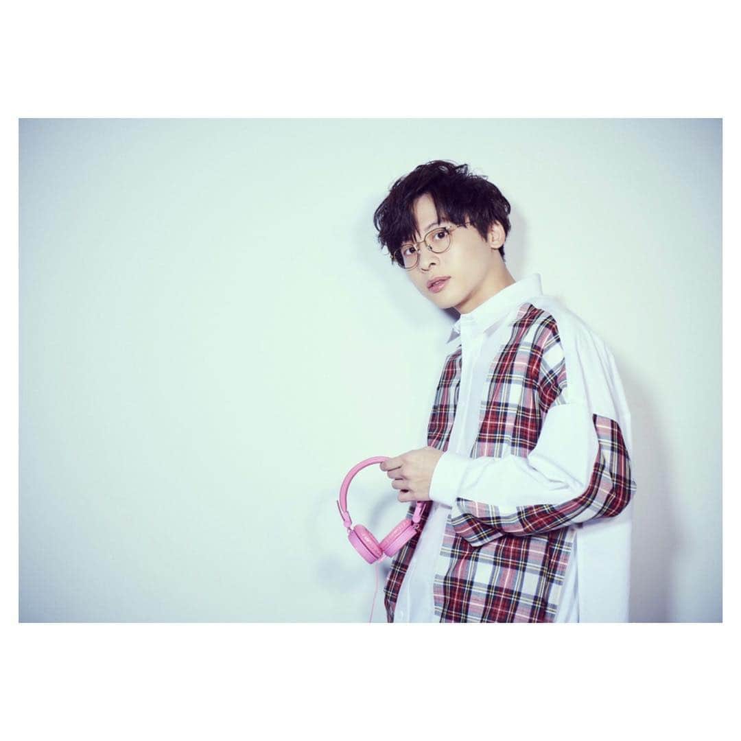 工藤大輝のインスタグラム：「@junon_jp 4月号発売中」