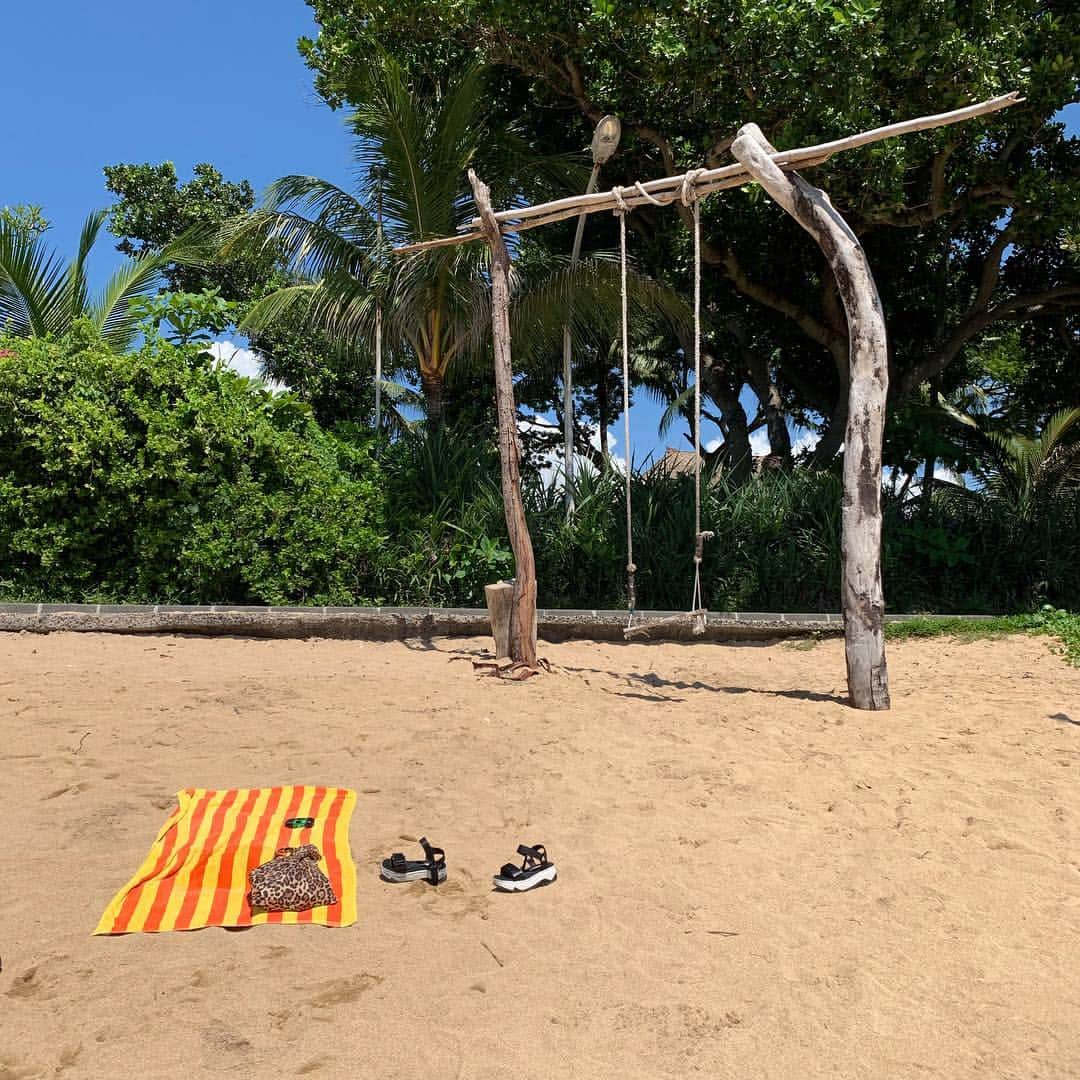 中町綾さんのインスタグラム写真 - (中町綾Instagram)「ホテルに近いビーチはほぼ人いなくて最高でした🏝🐠 ・ ・ ・ ・ ・ #instagood #instalike #l4l #bali #バリ島」2月22日 22時33分 - ayanakamachi