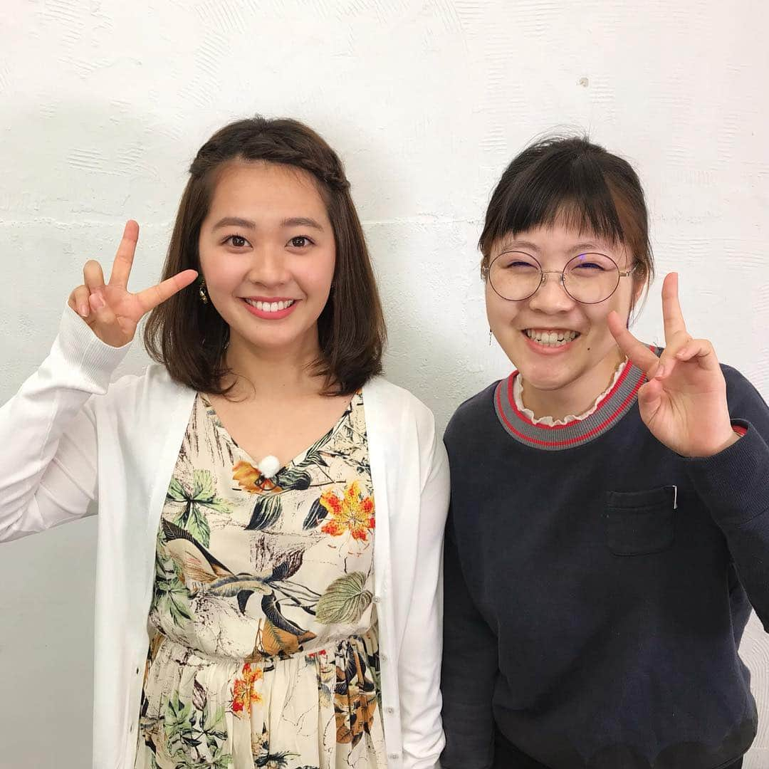 谷元星奈さんのインスタグラム写真 - (谷元星奈Instagram)「* 『谷元星奈のシネマコンシェル』スタッフさんが番組を卒業！とのことで記念写真を🌸 * そんなシネマコンシェルは 毎週土曜日 午後2:57放送です🎞明日もご覧ください😊 * そういえば。 この番組でも ご紹介した『ボヘミアン・ラプソディ』の 爆音上映バージョンを観ました。 ラスト、フレディが「ママー」と歌うたびに涙がぼろぼろ…  思い出して、今、また泣きそうです😭 * #カンテレ#関西テレビ#アナウンサー#映画 #ボヘミアンラプソディ#bohemianrhapsody #QUEEN#フレディマーキュリー#freddiemercury #爆音上映#爆音映画祭#音#最高 でした #好きな歌 は #teotorriatte」2月22日 16時56分 - tanimoto_seina