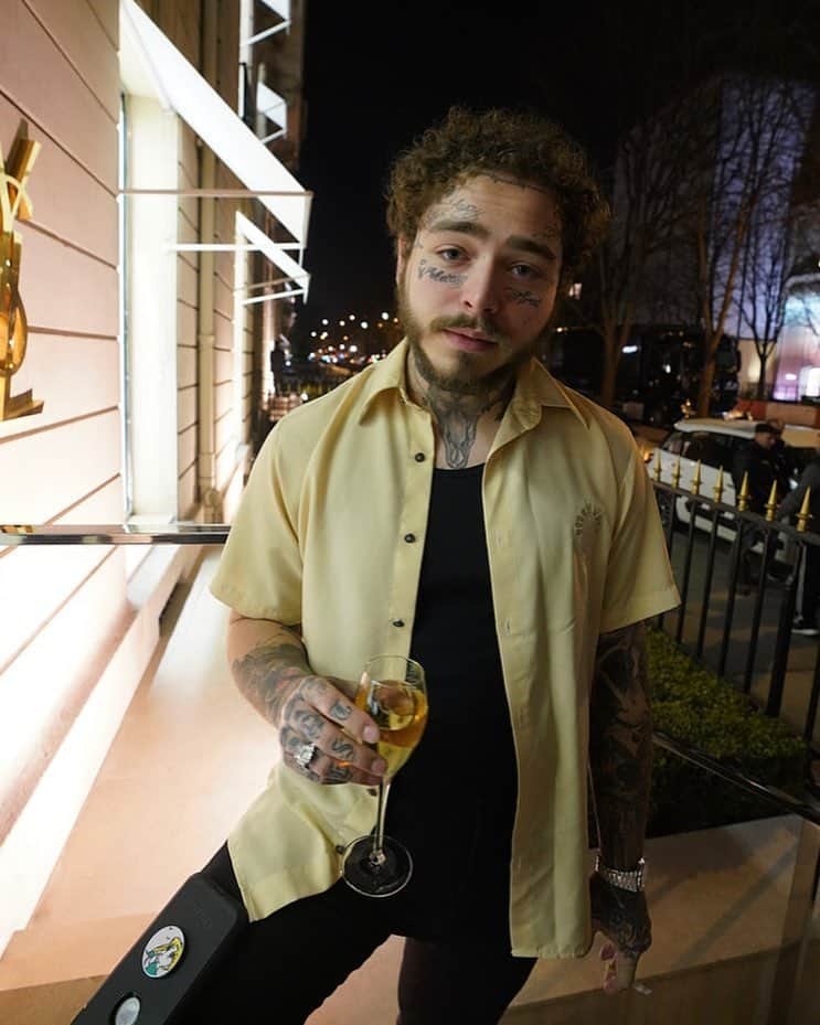 ポスト・マローンさんのインスタグラム写真 - (ポスト・マローンInstagram)「by @adamdegross」2月23日 0時41分 - postmalone