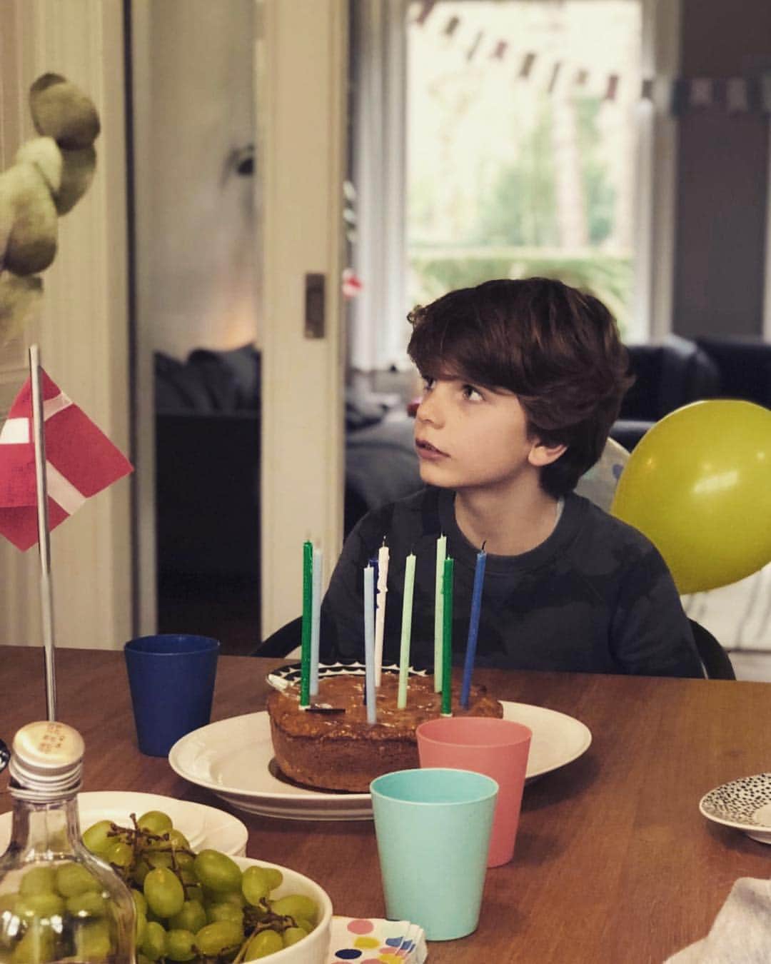 ラセ・シェーネのインスタグラム：「I hope you had a great day son. I love you and I’m so proud of you. Happy Birthday! #9yearsold #birthdayboy」