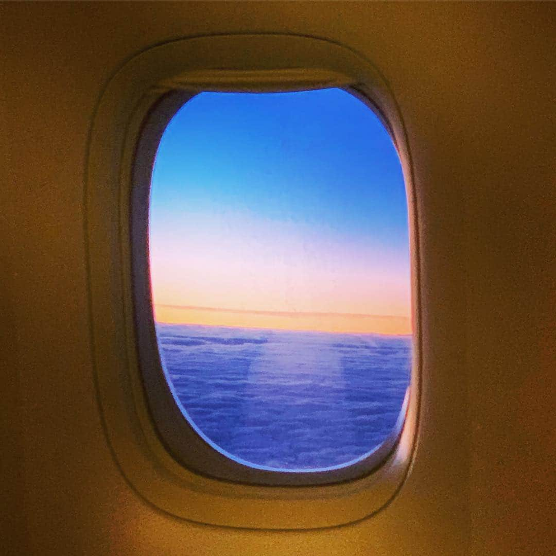 菜々緒さんのインスタグラム写真 - (菜々緒Instagram)「次はどこに行こうかなー✈️」2月23日 18時17分 - nanao_official