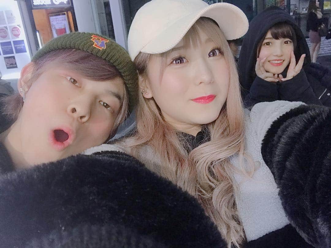 かすさんのインスタグラム写真 - (かすInstagram)「 ジュキヤはたち誕生日おめでとう🎊  予定合わずで少し遅れた誕生会  仲子フォーエバー  #ニクアザブ #肉ケーキ #かすこなじゅき #仲子さん」2月23日 18時29分 - kasuu_kasu
