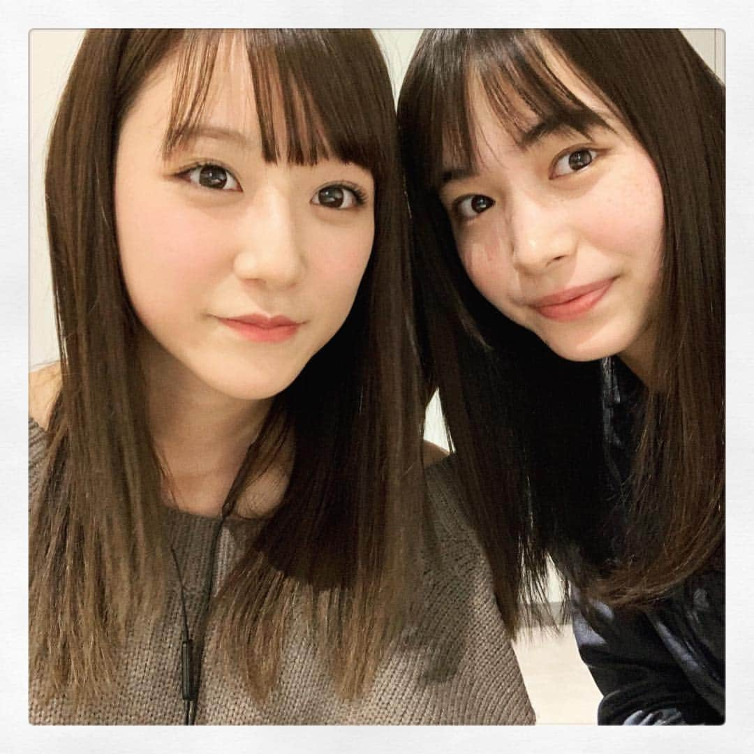 井桁弘恵さんのインスタグラム写真 - (井桁弘恵Instagram)「ㅤㅤㅤㅤㅤㅤㅤㅤㅤㅤㅤㅤㅤ あみんご @__ami.yamazaki__ と この前#redyazel の展示会に行ってきました❤︎ 可愛い服ばっかりで 優柔不断のわたしたちは行ったり来たりして 悩みまくりました🙃🙃 届くのが楽しみすぎる❤︎❤︎❤︎」2月23日 19時24分 - igetahiroe23