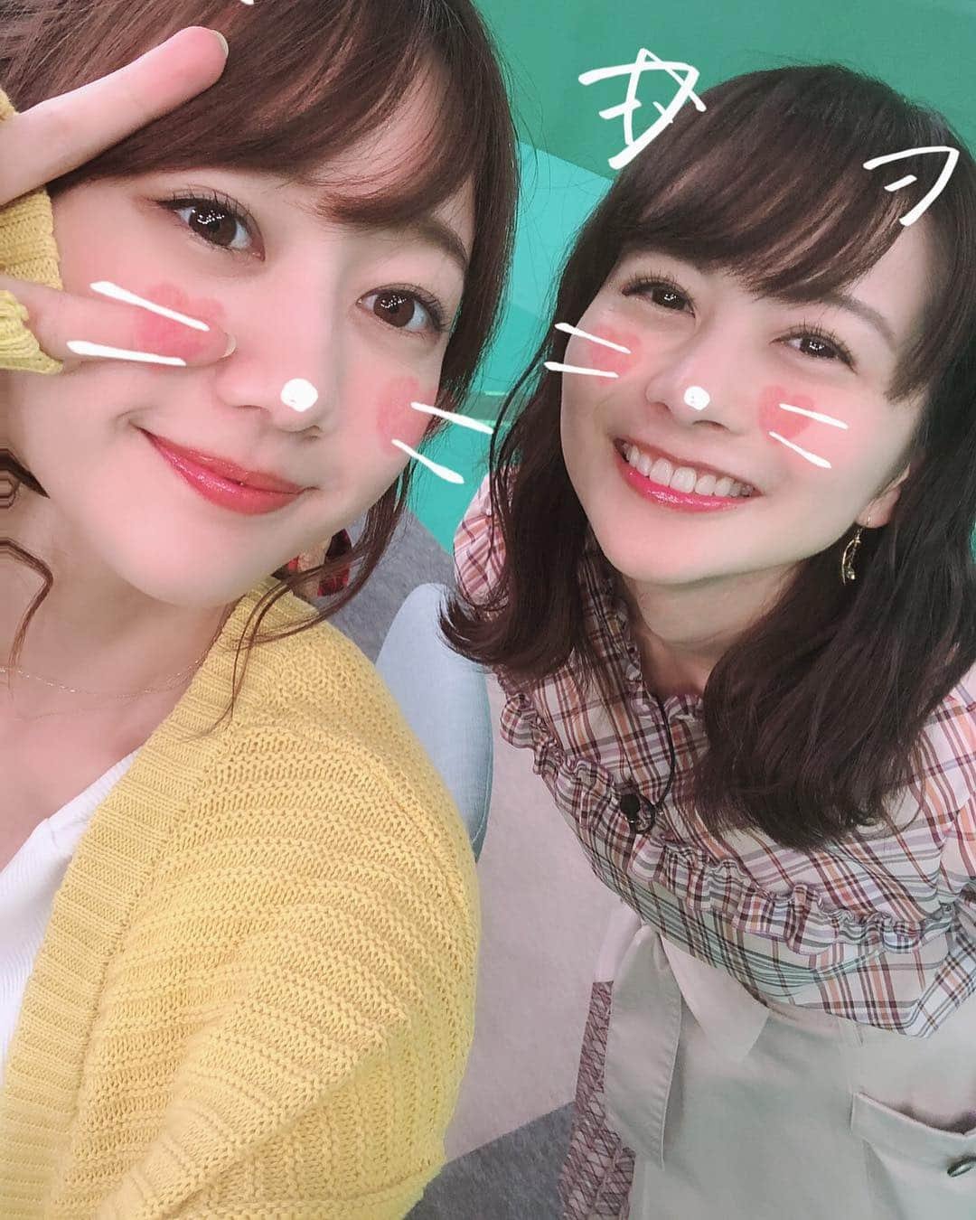 高見侑里さんのインスタグラム写真 - (高見侑里Instagram)「◡̈♥︎ 今日のBS11の衣装は トップス＆スカート…#RoseTiara ピアス…#GOLDY とってもかわいいセットアップでした♡」2月23日 22時07分 - yuri_takami_official