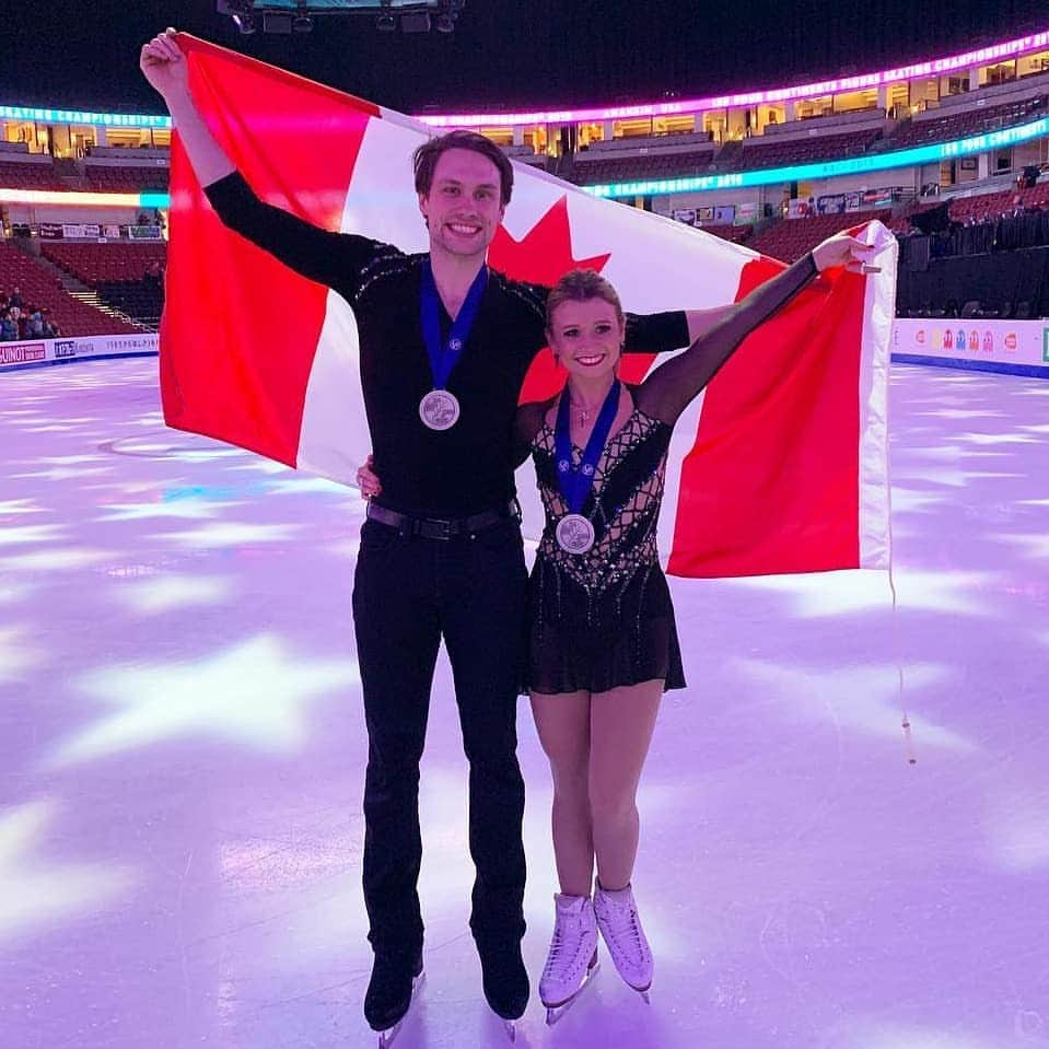 マイケル・マリナロのインスタグラム：「Moments like this make all the hard work worth it. Gearing up for worlds in a few weeks! 🇨🇦 . . #skatecanada #teamcanada #creatinghistory #jacksonfamily #silver #athlete #skating #pairs」