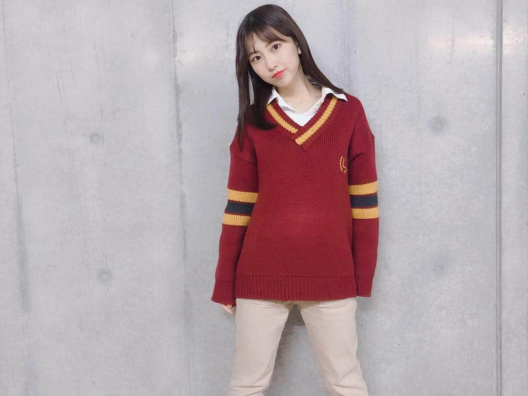 熊崎晴香さんのインスタグラム写真 - (熊崎晴香Instagram)「❤️❤️❤️ #ootd #fashion #sweater #red」2月24日 21時06分 - kumakuma9810