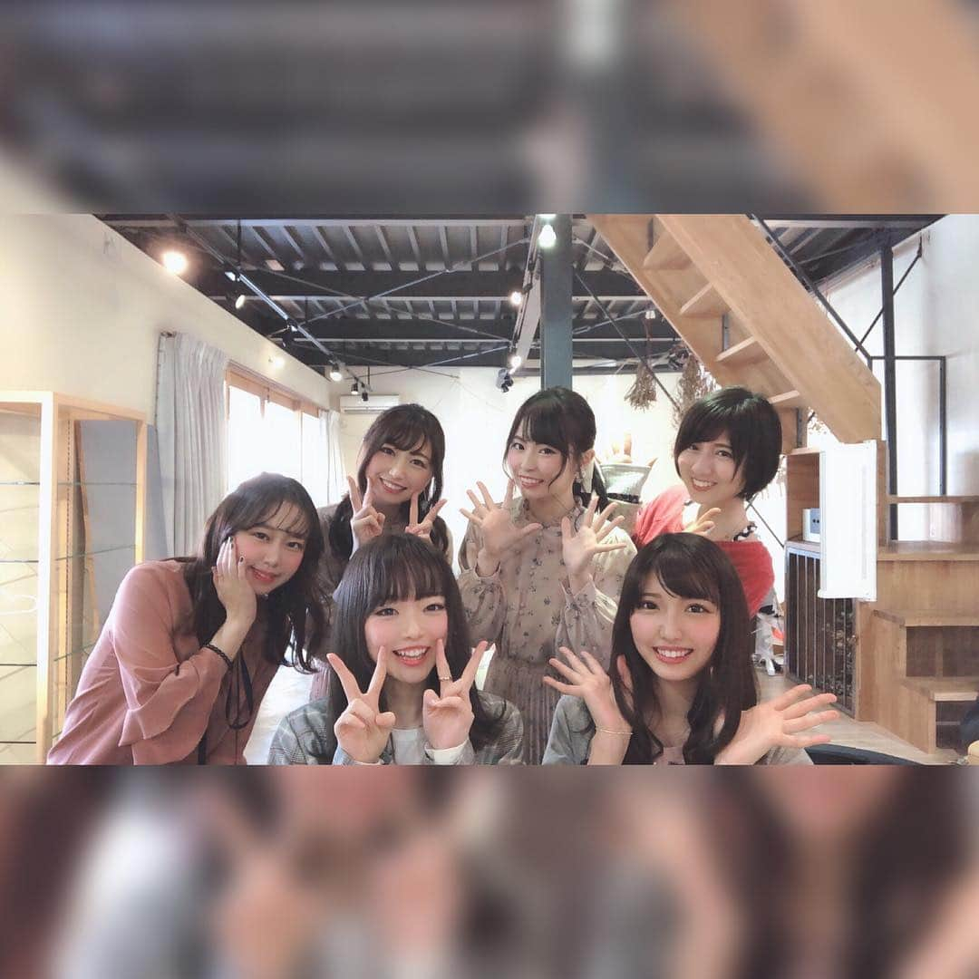 夏目樹里さんのインスタグラム写真 - (夏目樹里Instagram)「#Bright撮影会 写真ありがとうございます‪⸜(*ˊᵕˋ* )⸝‬ #推しマーク #☕️ . ちなみに誕生日🎁にいただいたコーヒー達もどんどん飲みまくってて消費が早い早い(笑) 最近は無調整豆乳で割るのがマイブームです👍 ｺﾞｸｺﾞｸ(*´з◇ゞ💕 . 後半はタイムキーパーしながら、かなち、えりりん、Hikaruを脇撮りさせてもらいました😆📸 #じゆりカメラ #ポートレート初心者  これも楽しみのひとつなんだな〜😁 . 参加してくださった皆さん、たくさんのご協力ありがとうございました(൦◟̆◞̆൦)♡‧˚₊*̥ . このあとは #イオンモール常滑 ライブ❣️💪」2月24日 13時19分 - juri_azure