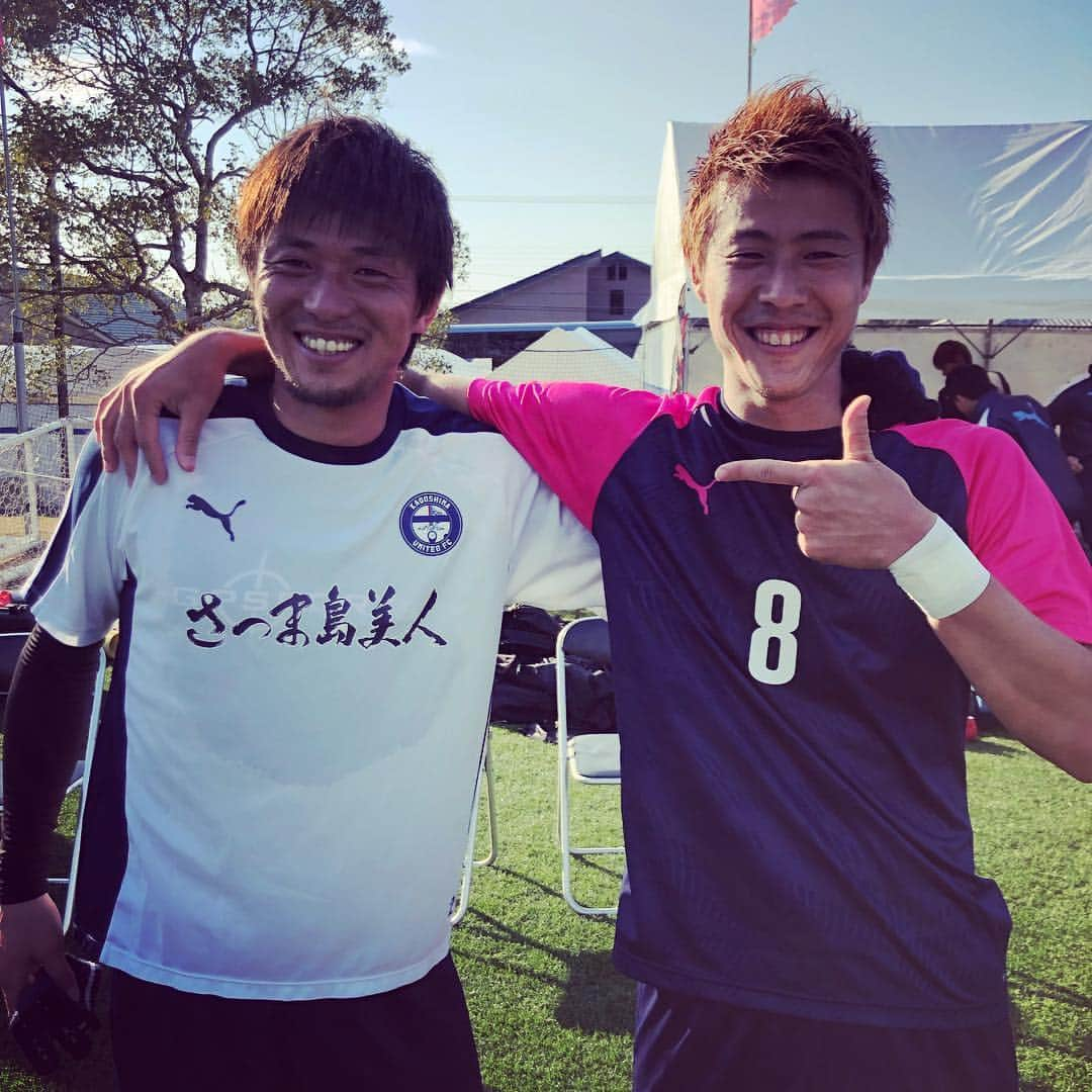 柿谷曜一朗のインスタグラム：「開幕戦勝ててよかった😆 応援ありがとうございました👌  #しゃけちゃんも #開幕戦 #勝ててよかった #こんなに #人応援したの #はじめてかも #ヘディングした時 #大声出して #娘泣く #笑」