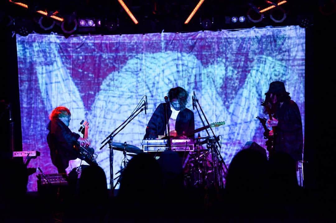 カフカさんのインスタグラム写真 - (カフカInstagram)「‪𝐾‌𝐹‌𝐾 ‬﻿ ‪２０１９．２ ．２３﻿ ‪at RUIDO K2﻿ ﻿ ‪photo by kazuki sano﻿ @kazukisano0214」2月24日 20時20分 - wearekfk