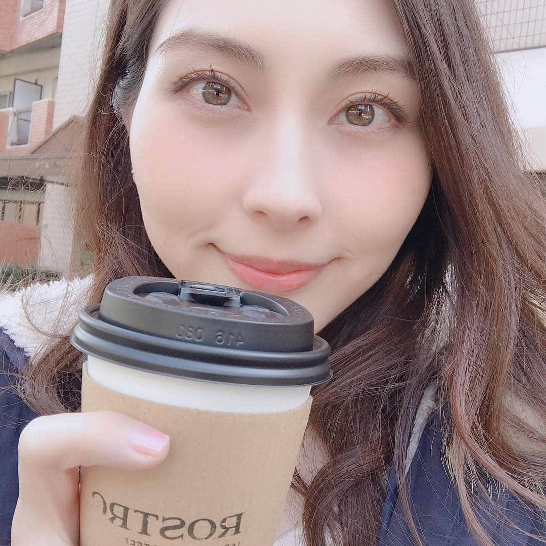 大塚まゆりのインスタグラム：「撮影で頂いたカフェモカが美味しくて、保存用にアップ☕️ #カフェロストロ #cafe #coffee」