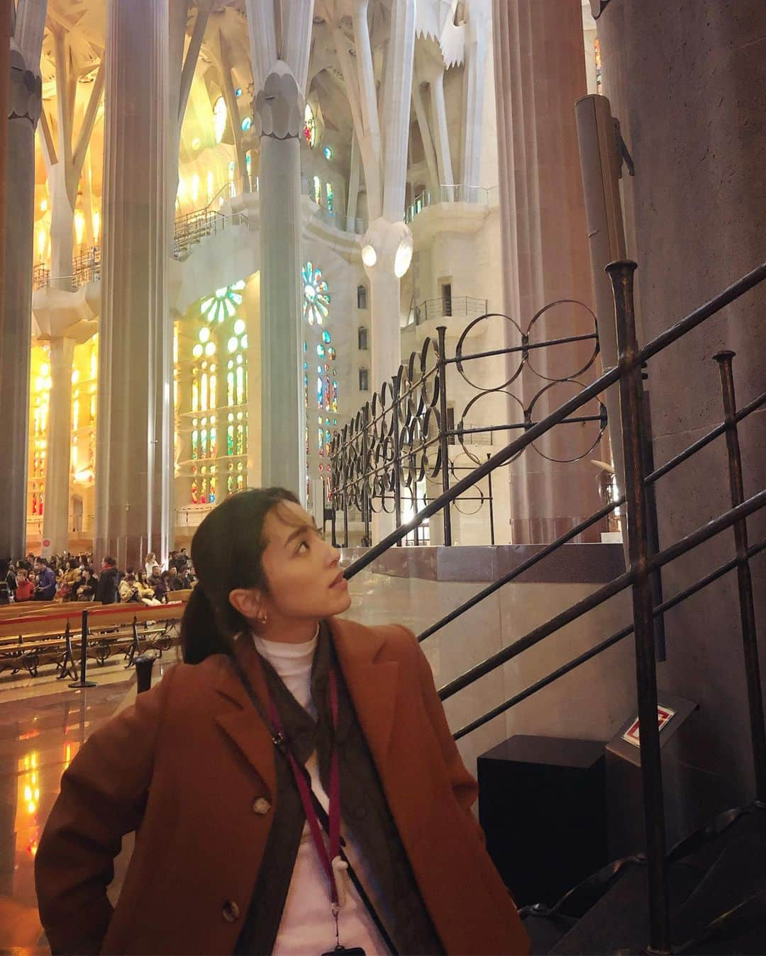 中村アンさんのインスタグラム写真 - (中村アンInstagram)「中に入るとまた違う世界が🏰✨ #sagradafamilia #サグラダファミリア」2月25日 20時10分 - cocoannne