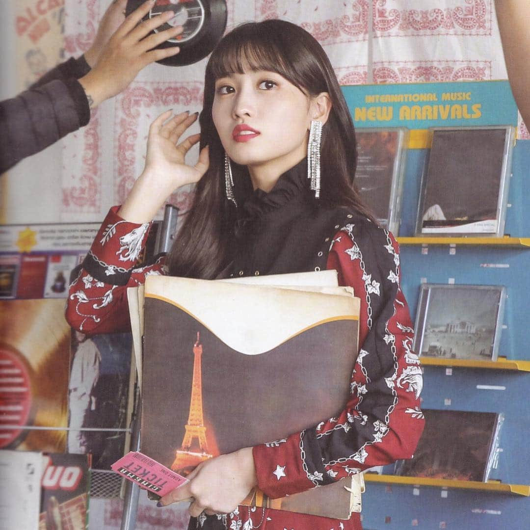 モモさんのインスタグラム写真 - (モモInstagram)「♡ [Scan] 190224 - The Year Of Yes Monograph MV Making -  #MOMO #트와이스 #모모 #平井もも #もも #TWICE © ztothek」2月25日 21時17分 - momojype