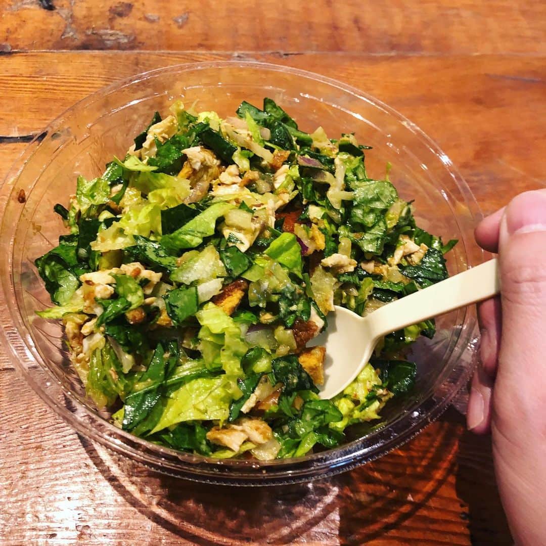 木村良平さんのインスタグラム写真 - (木村良平Instagram)「無性に野菜が食べたい。 #foodporn #crispsaladworks #最高」2月26日 16時15分 - ryouhey_drunk