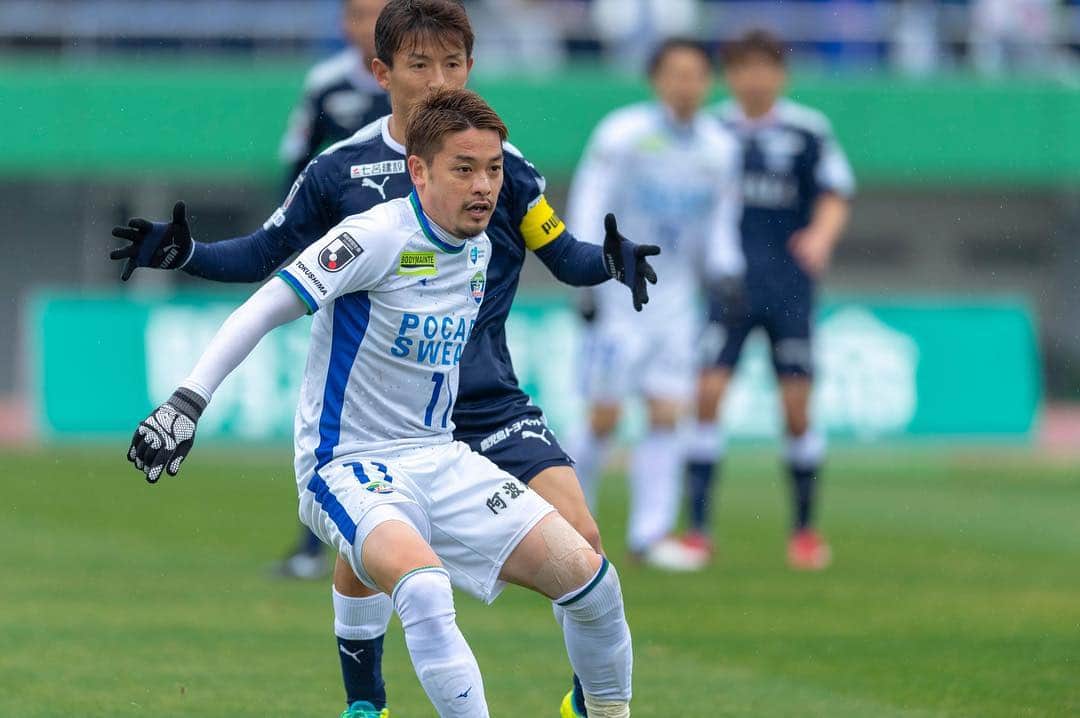 野村直輝のインスタグラム：「ホーム開幕戦は必ず勝ちます😎 悪天候の中、駆けつけてくれたサポーターの皆様ありがとうございました🙇  #徳島ヴォルティス #一陽来復 #underarmour  #マグネティコ #11」