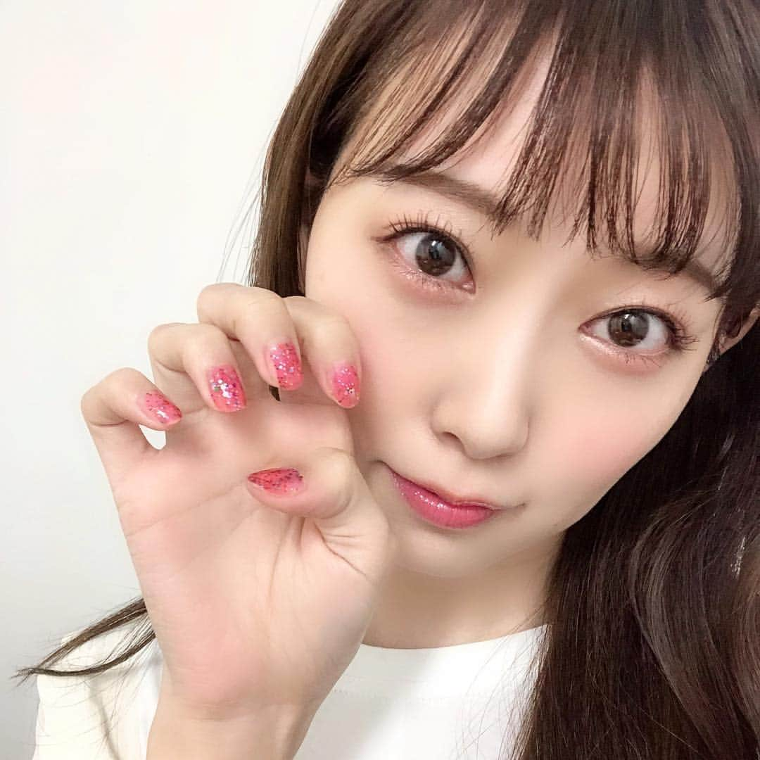 渡辺美優紀さんのインスタグラム写真 - (渡辺美優紀Instagram)「. 🖤Makeup Room🖤 #キラキラ 💖 #nail  #あげあげ ⤴︎ #フゥー ⤴︎ #onlyone ☝️」2月26日 18時56分 - miyukichan919