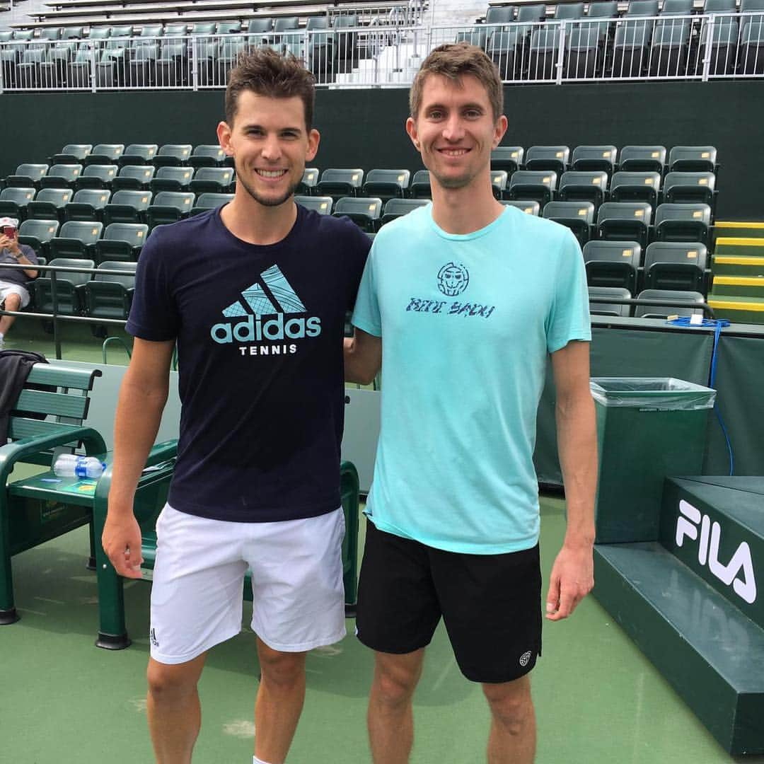 ドミニク・ティエムさんのインスタグラム写真 - (ドミニク・ティエムInstagram)「Good practice today with @yannick_maden 🎾💪 @bnpparibasopen  #indianwells #createdwithadidas #4ocean #parley」2月27日 6時51分 - domithiem