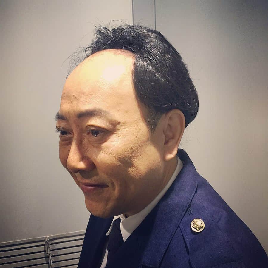 山中崇史さんのインスタグラム写真 - (山中崇史Instagram)「いつも『相棒』を応援してくださり有難うございます。今夜の放送は第17話「倫敦からの刺客」です。どうぞお見逃しなく。 写真は先週放送の小野了さん。ふわふわの頃♡ #相棒  #小野了  #ふわふわ」2月27日 12時00分 - yamanaka_takac