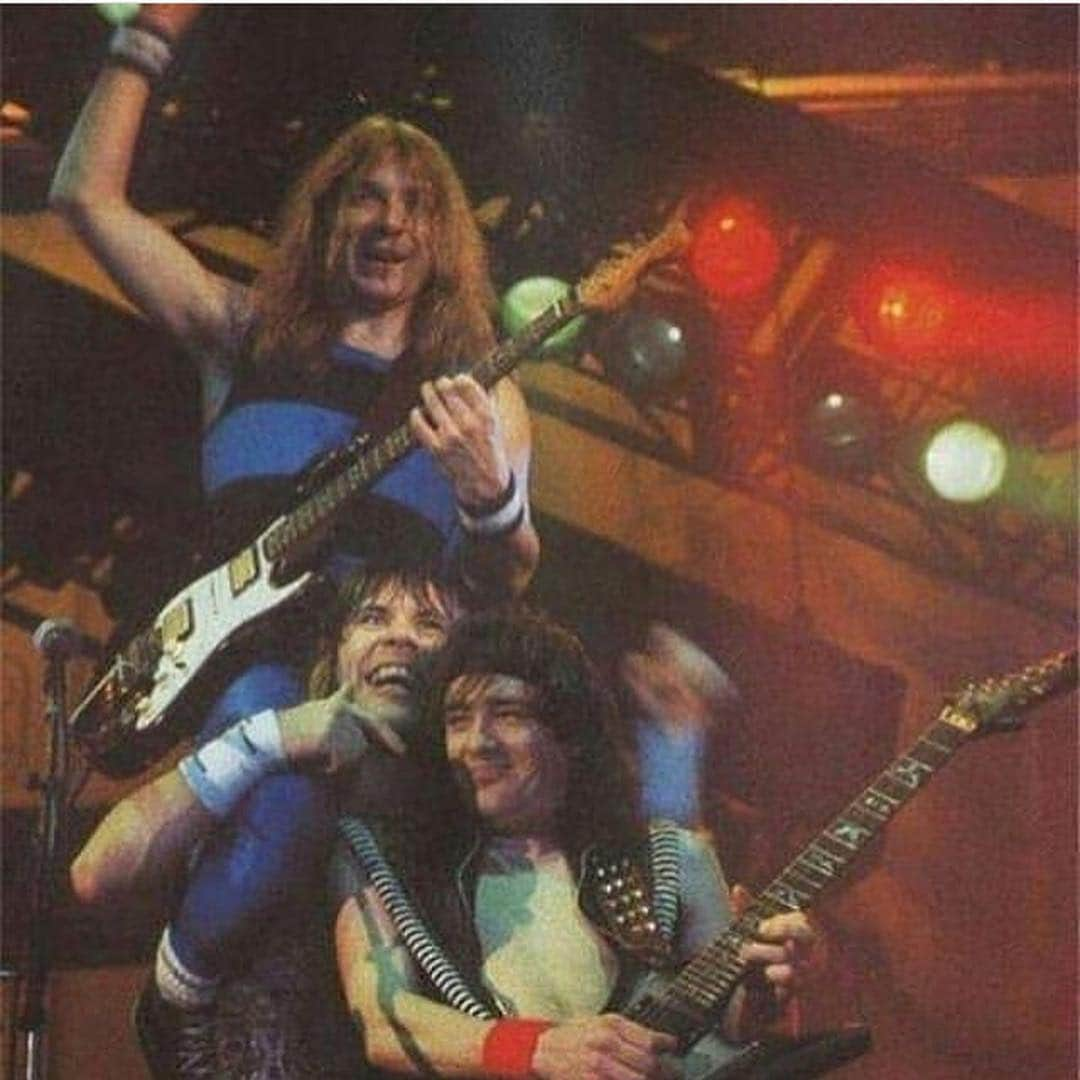 エイドリアン・スミスさんのインスタグラム写真 - (エイドリアン・スミスInstagram)「happy birthday Adrian, you are the best! 🎸🎶 #adriansmith #ironmaiden #happybirthday  @anais.fuentxs」2月27日 12時24分 - _adriansmith