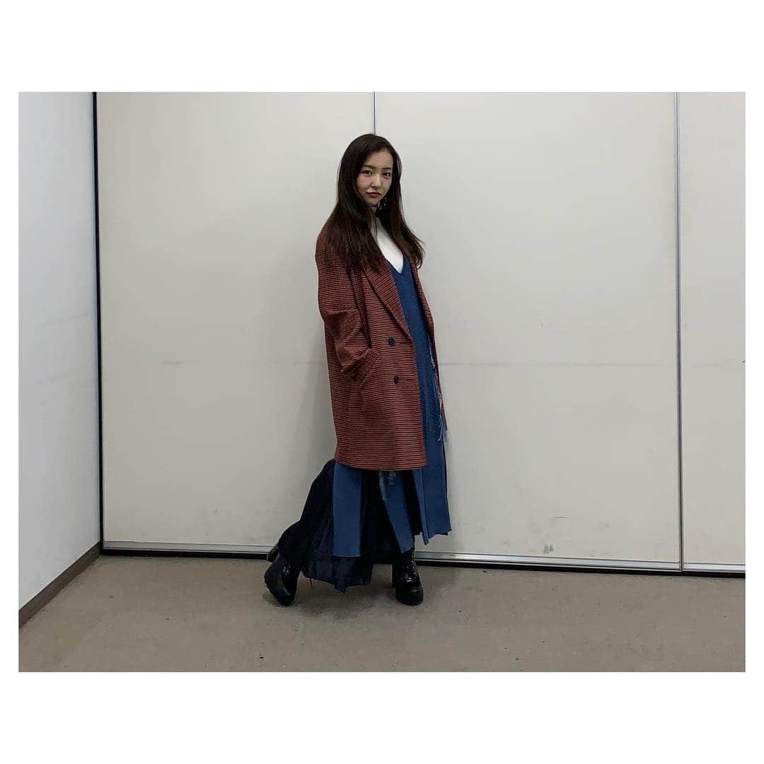 板野友美さんのインスタグラム写真 - (板野友美Instagram)「先日の衣装👗👠 @malamute_iii_knit」2月27日 15時34分 - tomo.i_0703