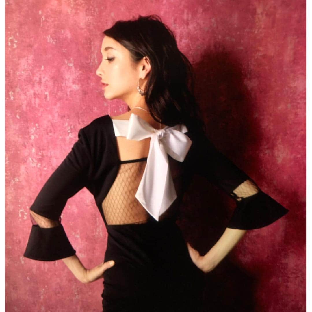 西垣梓のインスタグラム：「#sobre #dress shooting」