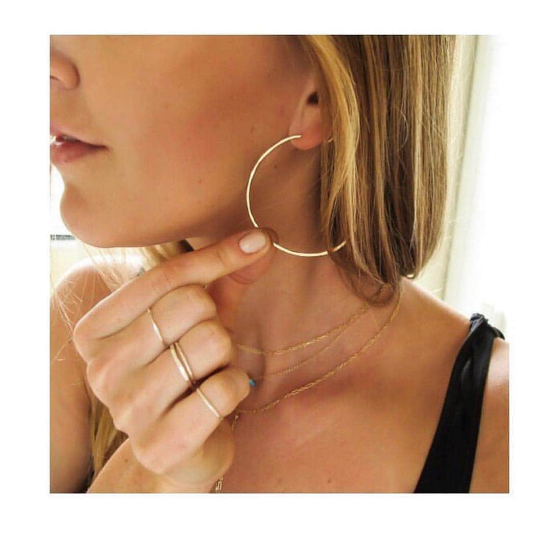 のインスタグラム：「Hoop earrings Shop now: www.shopebbo.com」