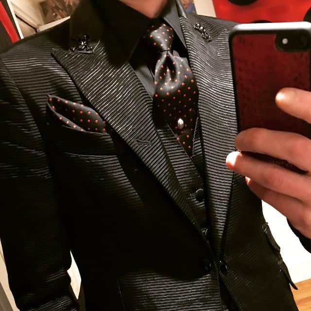 サー トム ベイカーのインスタグラム