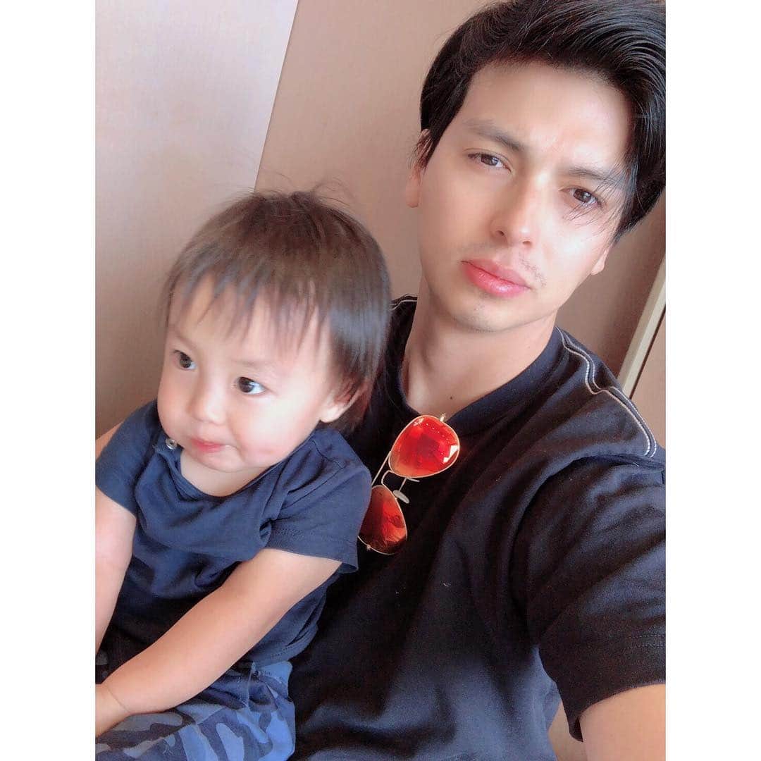 のインスタグラム：「飛行機の時間だ〜✈️ #byebye #hawaii」