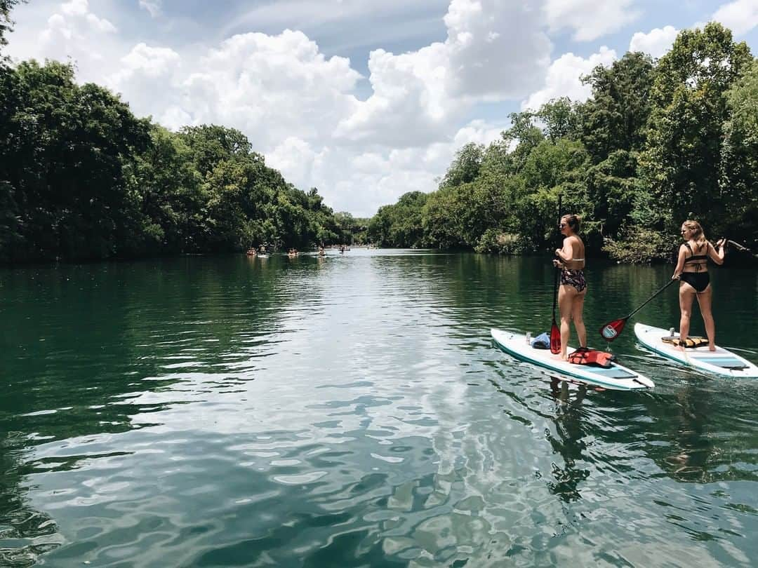 デルタ航空さんのインスタグラム写真 - (デルタ航空Instagram)「The hustle of downtown is even more reason to spend an afternoon at Austin’s swimming holes. ⠀⠀⠀⠀⠀⠀⠀⠀⠀ Fly direct into #AUS from 10 cities, and enjoy everything the city offers during the spring. ⠀⠀⠀⠀⠀⠀⠀⠀⠀ Photo: @alliebrooke」3月15日 3時32分 - delta