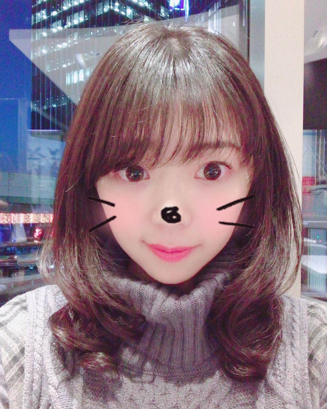 石原夕里朱さんのインスタグラム写真 - (石原夕里朱Instagram)「Happy White Day♡ #whiteday #happywhiteday #gotmyhaircut #haircut #cut #hairsalon #Ginza #air #hairstyle #hairarrange #happy #ホワイトデー #ヘアカット #ヘアサロン #美容室 #銀座 #エアー #めっちゃ良い感じに仕上げていただいて嬉しい #大満足 #ありがとうございました #パーマ中にファッション雑誌が読みたいって言って何冊も持ってきてもらったのに #お寿司の雑誌あったらファッション雑誌そっちのけで熟読してしまった #そしてお腹すいた #😂 #皆様 #素敵なホワイトデーを #💇 #💈」3月14日 18時55分 - ri_hannari