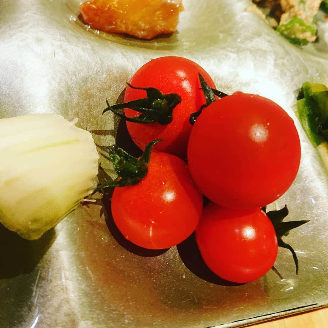 宮森セーラさんのインスタグラム写真 - (宮森セーラInstagram)「トマトが好きです🍅」3月14日 19時56分 - sela_miyamori