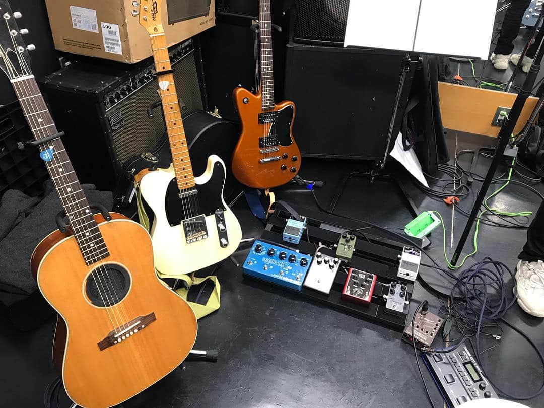モリシーさんのインスタグラム写真 - (モリシーInstagram)「東京から帰ってニュー機材でリハ3days。 BOSSのアンプNextone ARTISTとgamechanger AUDIOのPLASMA PEDAL。 どちらも直感的にサウンドが作れてGOODでした！ #BOSS #Nextoneartist #gamechangeraudio #plazmapedal」3月14日 19時56分 - morisee_acc
