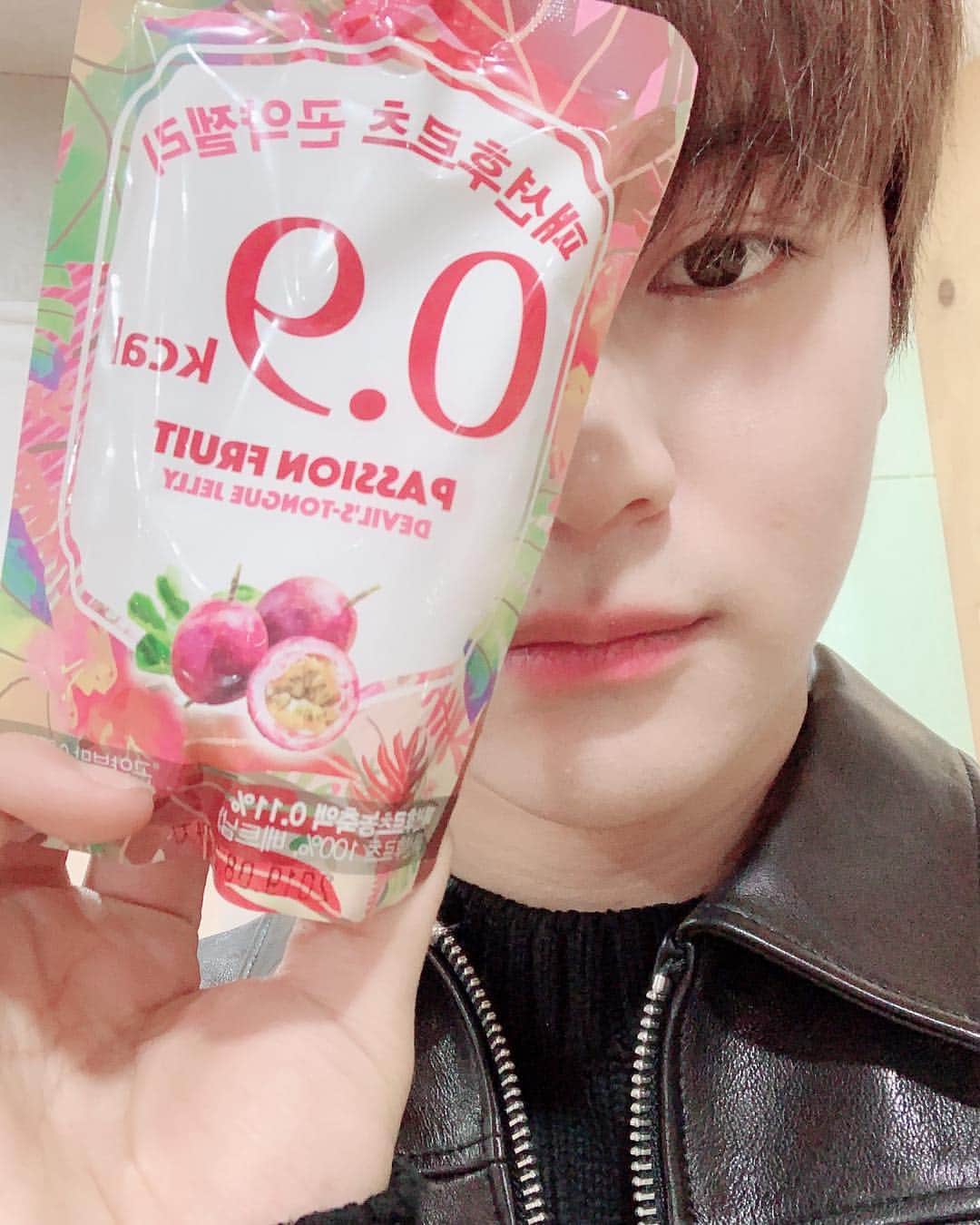 オウンさんのインスタグラム写真 - (オウンInstagram)「#패션후르츠곤약젤리 #다이어트식품」3月14日 20時17分 - 08nnnnn