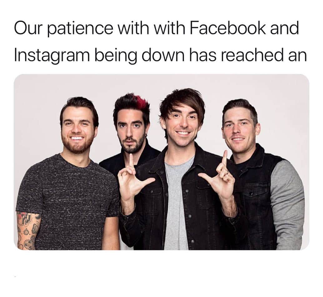 Rock Soundさんのインスタグラム写真 - (Rock SoundInstagram)「This is how we dealt with Facebook and Instagram being down yesterday, just in case you were wondering . . . . . . #alltimelow #atl #asitis #aii #adtr #adaytoremember #issues #tylercarter #sleeponit #soi #setitoff #sio #newyearsday #newyearsdayband #nyd」3月14日 20時26分 - rocksound