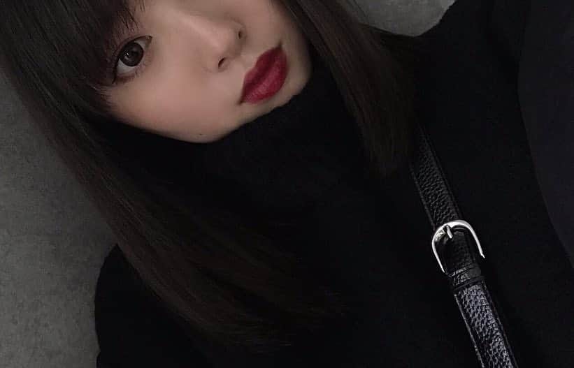 のインスタグラム：「肌の調子が良い🧖🏼‍♀️❤︎ . そういえば3/30、 EXILE TOUR 2018-2019 ”STAR OF WISH”ツアーファイナル京セラドーム公演 をWOWOWで独占放送するみたいだよ〜☺︎ ファンの方はみなきゃね👀！ . #EXILE #WOWOW #STAROFWISH #WOWOWEXILEで検索」