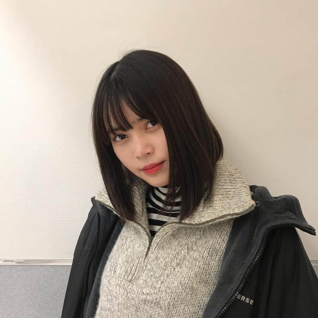 松岡花佳さんのインスタグラム写真 - (松岡花佳Instagram)「外寒いよ〜花粉辛いよ〜 助けて〜🤧」3月14日 20時56分 - hanakamatsuoka